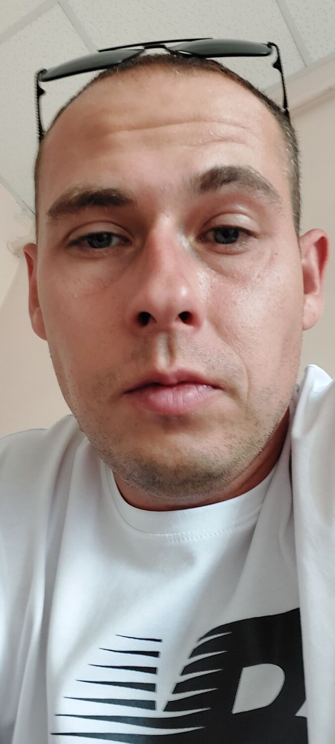  37543486  , 33 ,    