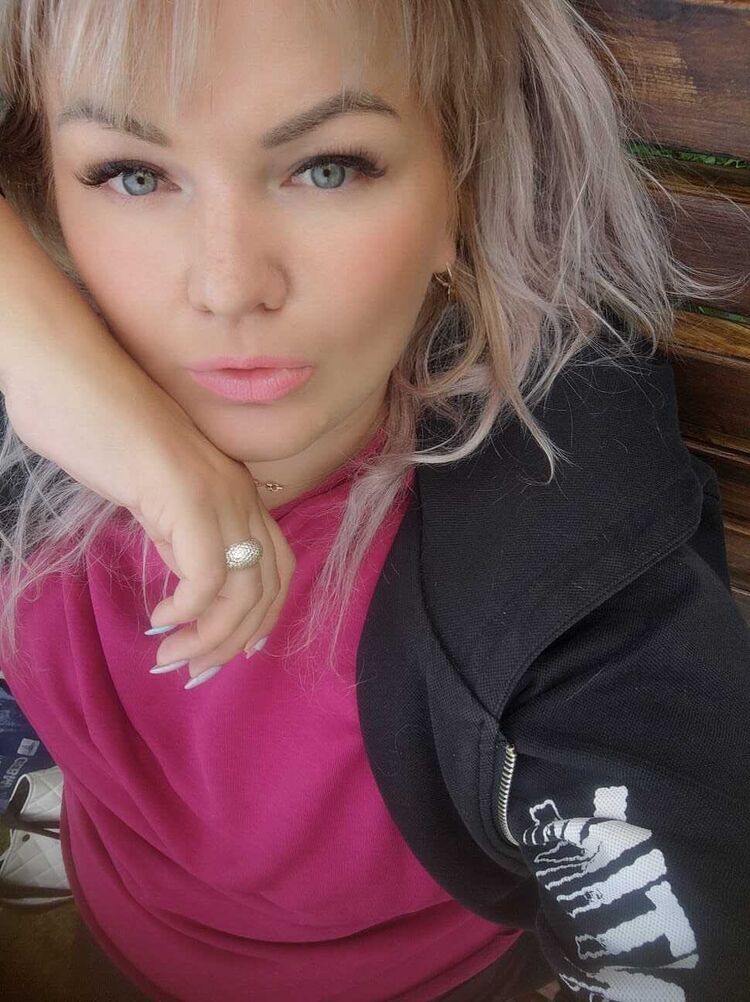  48630666  Djesika, 27 ,    