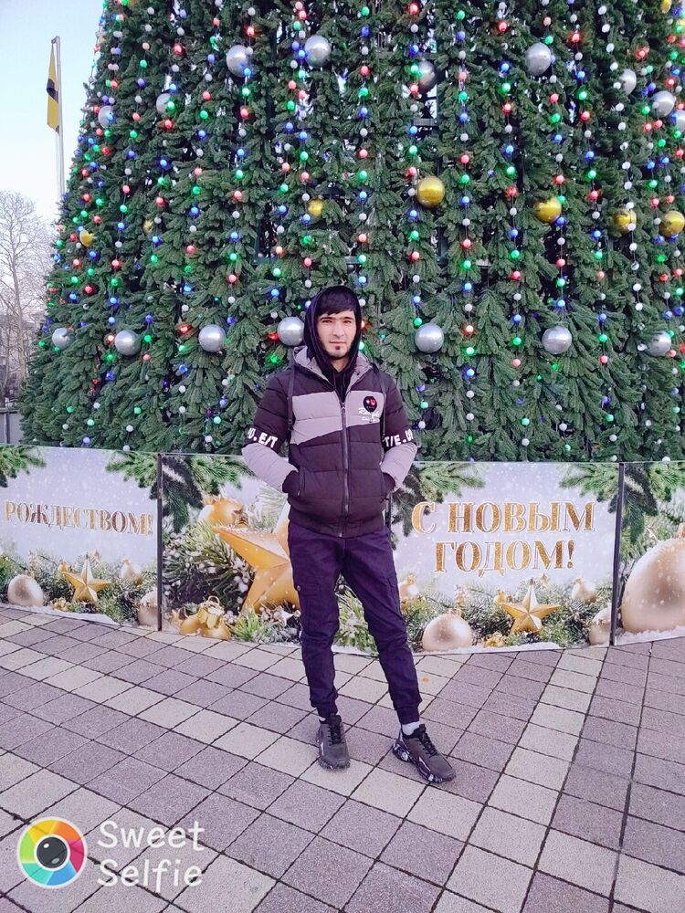  ,   Nuriddin, 31 ,   c 