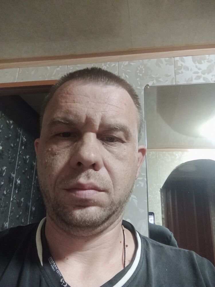  52092636  , 42 ,    