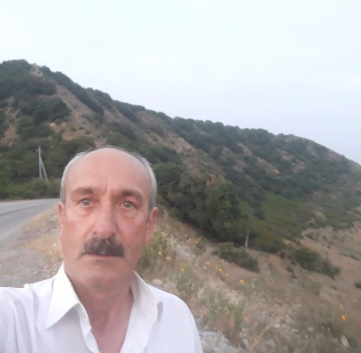  39790136  Rafael, 54 ,    