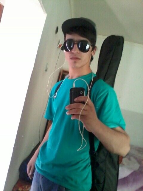  8905196  JoviD, 29 ,    