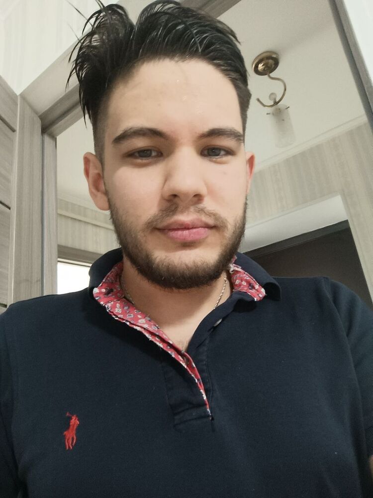  46828316  , 27 ,    