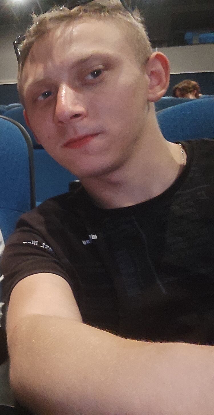  44794156  Yury, 22 ,    