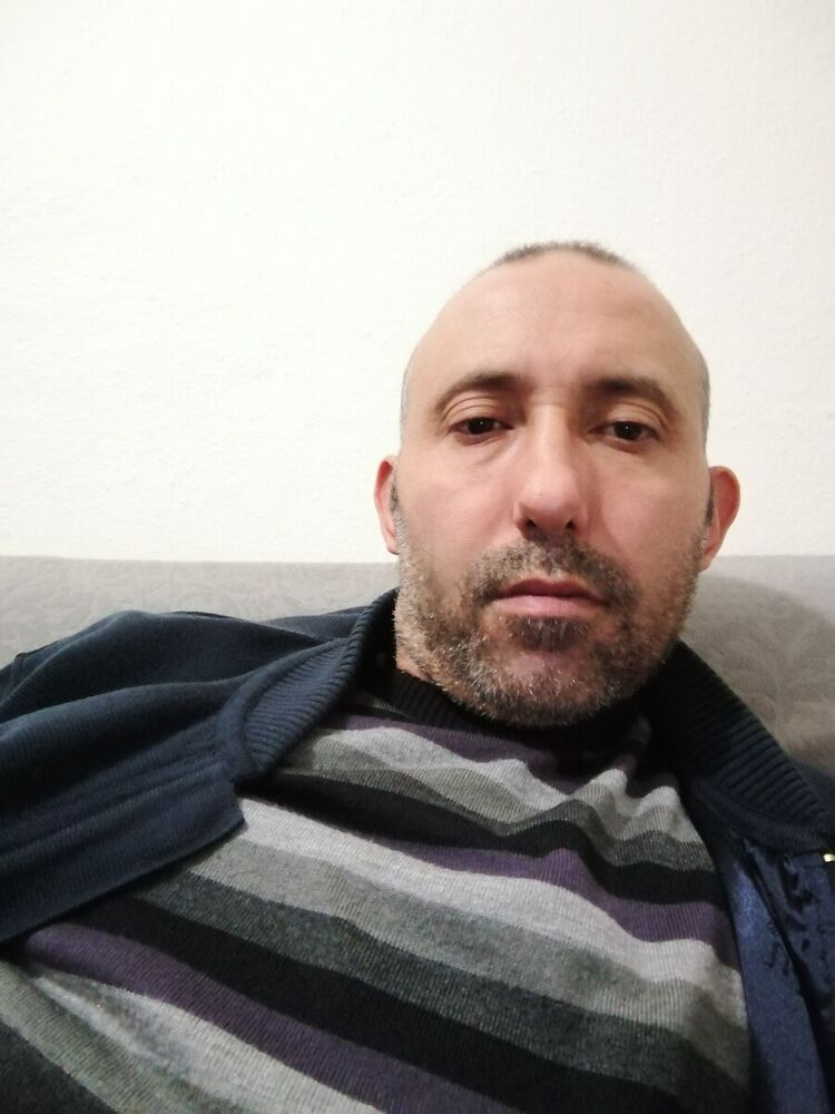  ,   Love, 48 ,   ,   , c , 