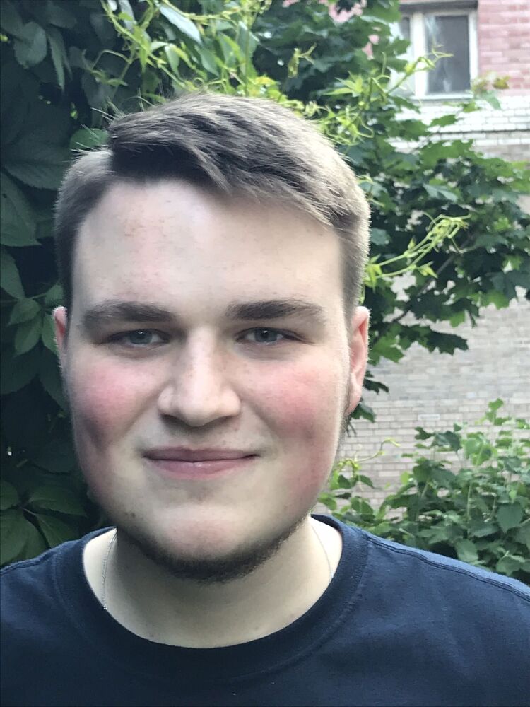  53941146  Viktor, 25 ,    -