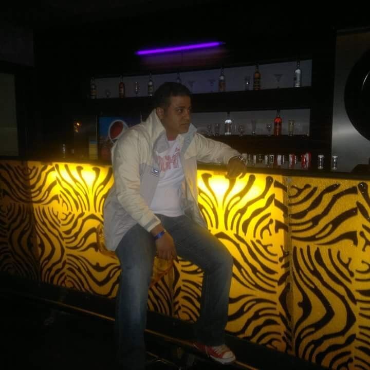  11669656  Mahmoud, 49 ,    West Hollywood