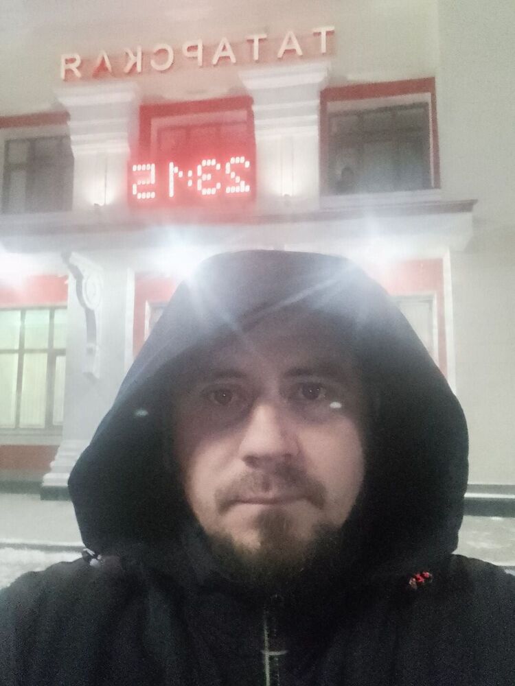  54605316  Albert, 38 ,    