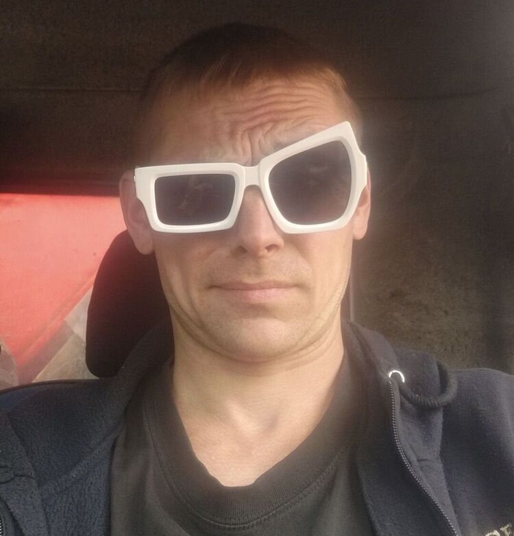  52635306  , 38 ,    -