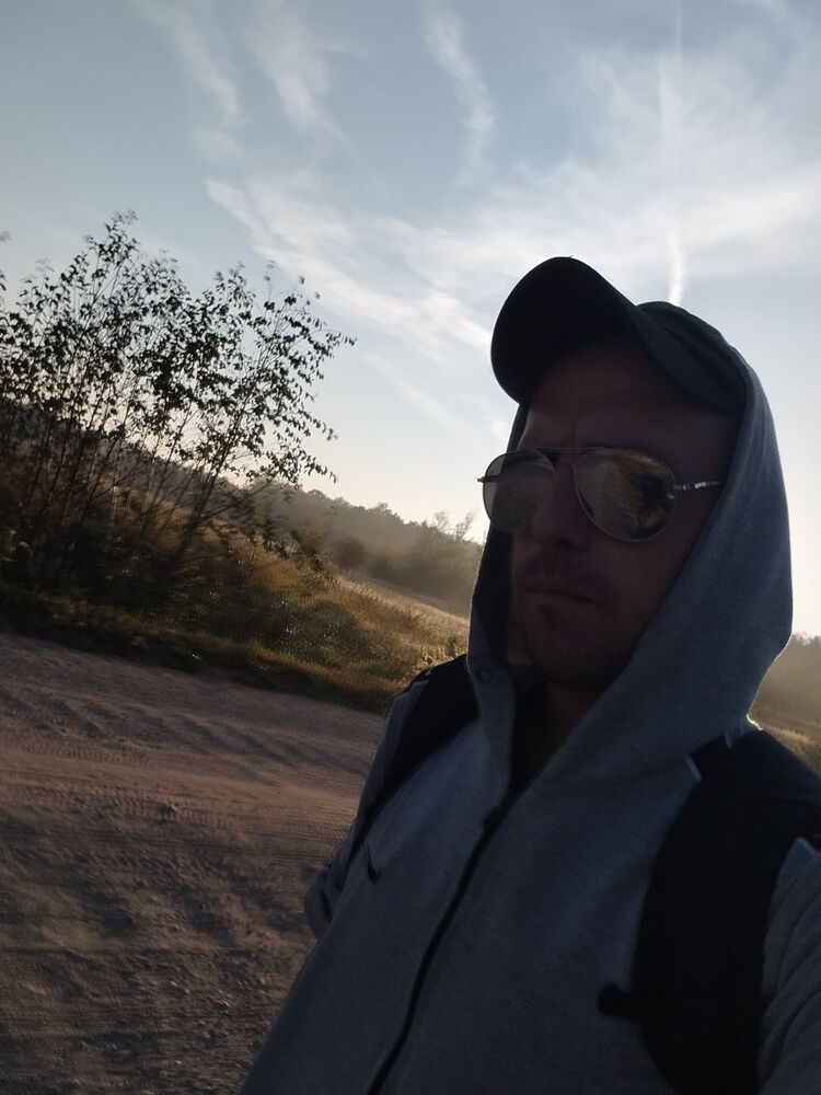  46935426  , 33 ,     