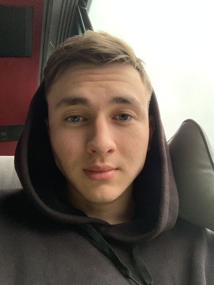  31799776  Dmitry, 26 ,    
