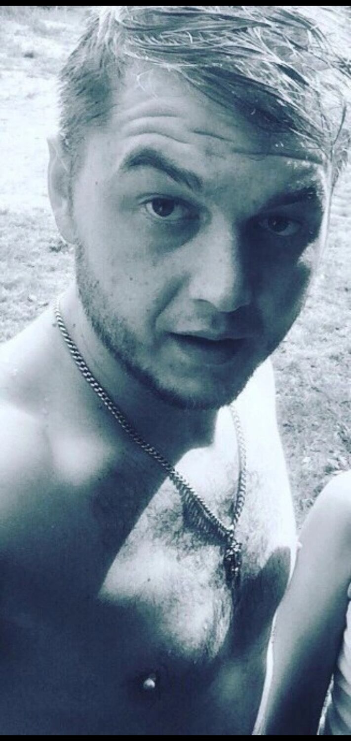  31611296  Andrey, 37 ,    -