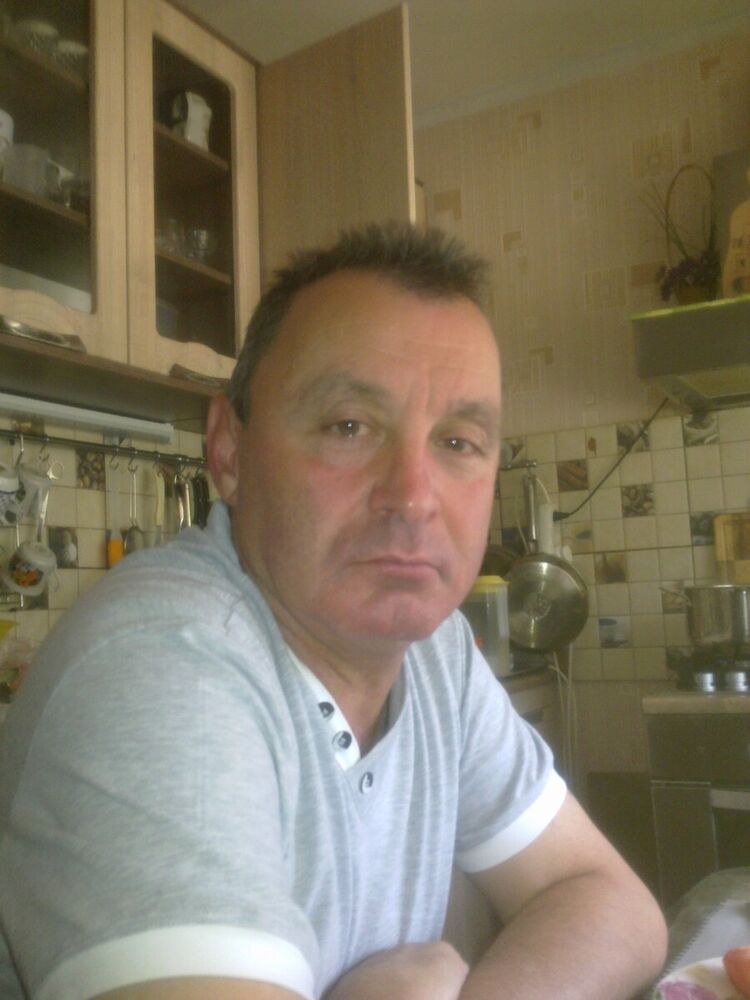  ,   Sergei, 64 ,     , c 