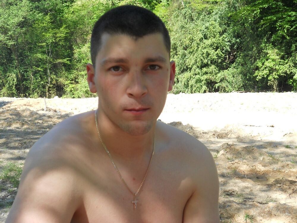  ,   Freddy, 38 ,   
