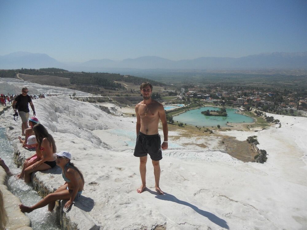  ,   Denis, 33 ,   ,   , c 
