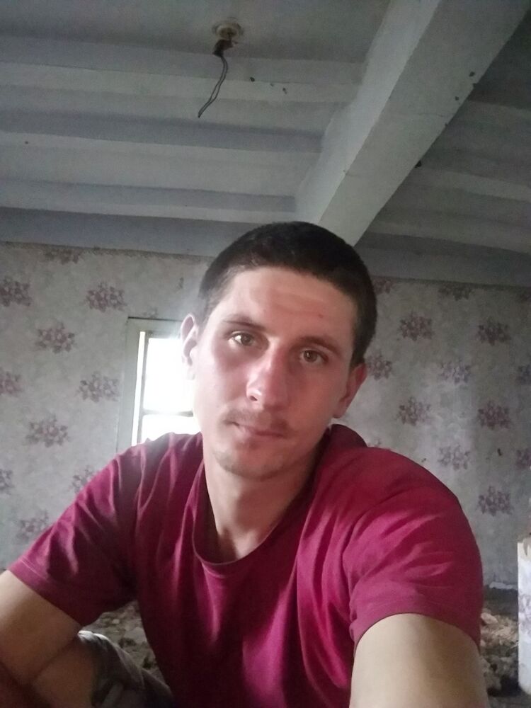  13270066  Ivan, 31 ,    