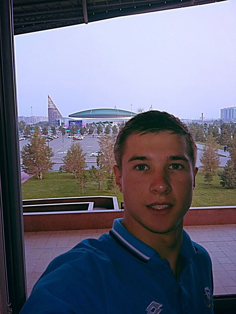  ,   Maxim, 30 ,   ,   , c 