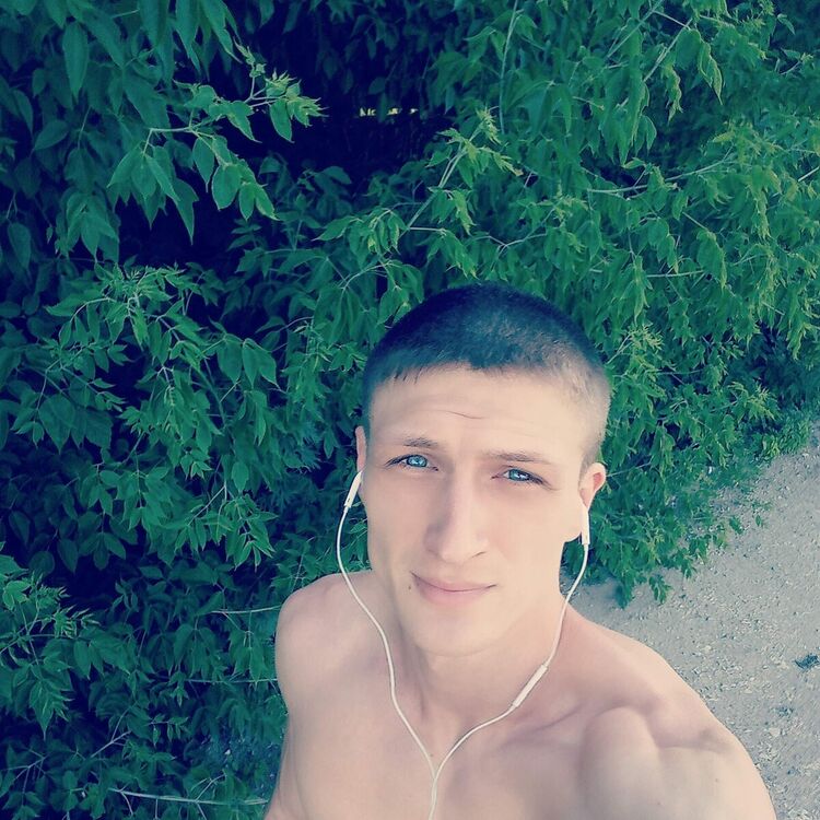  ,   Anton, 33 ,   ,   , 