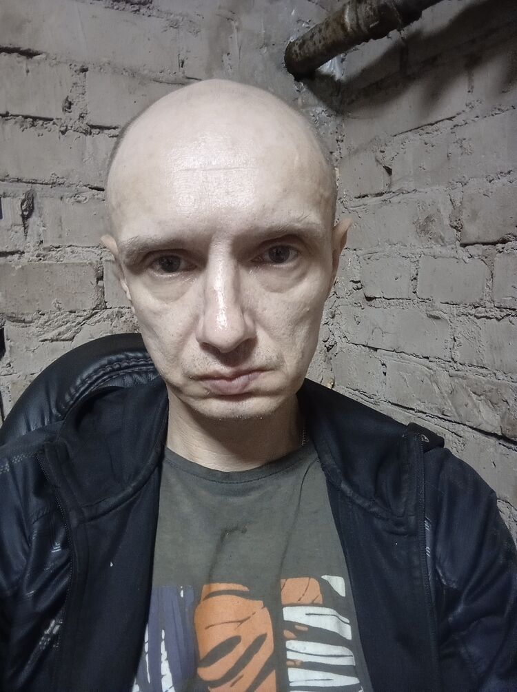  44182096  , 42 ,     
