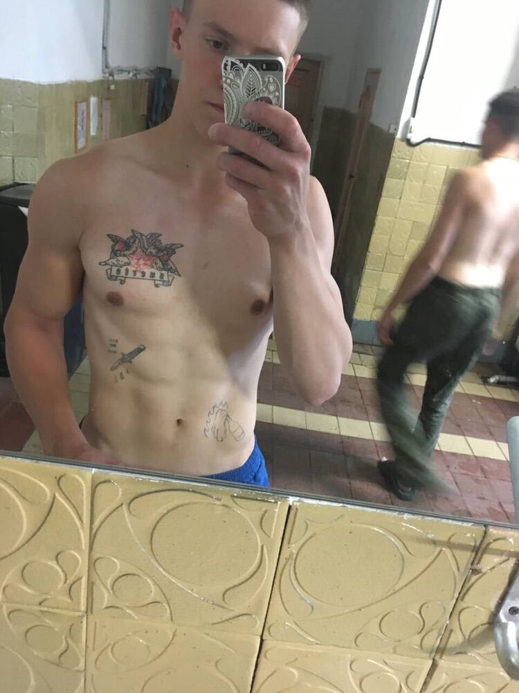  27950936  , 23 ,    -