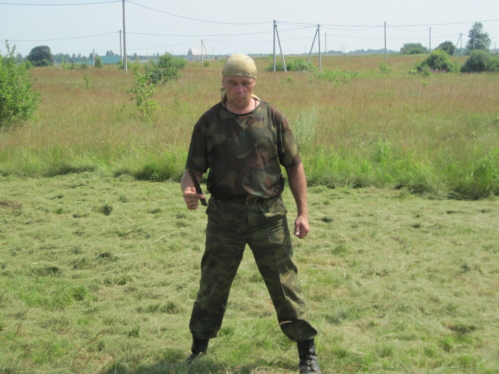  4551966  Andrei, 60 ,    