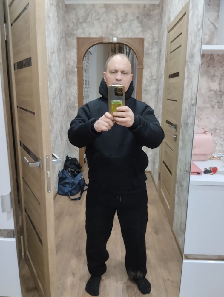  48079006  , 37 ,    
