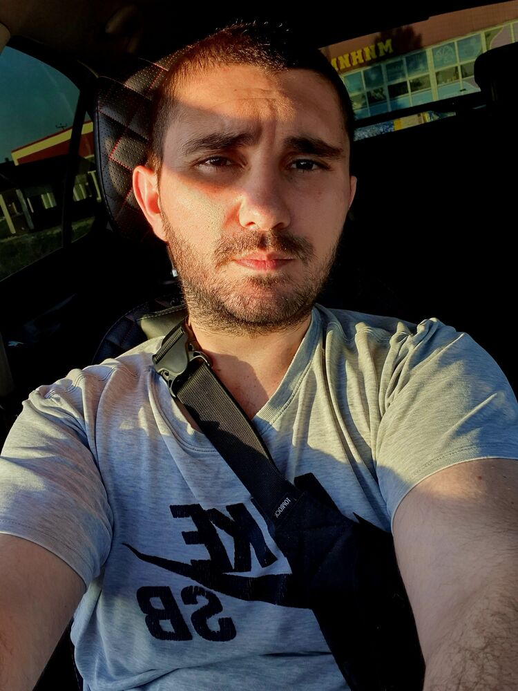  43910826  , 33 ,    