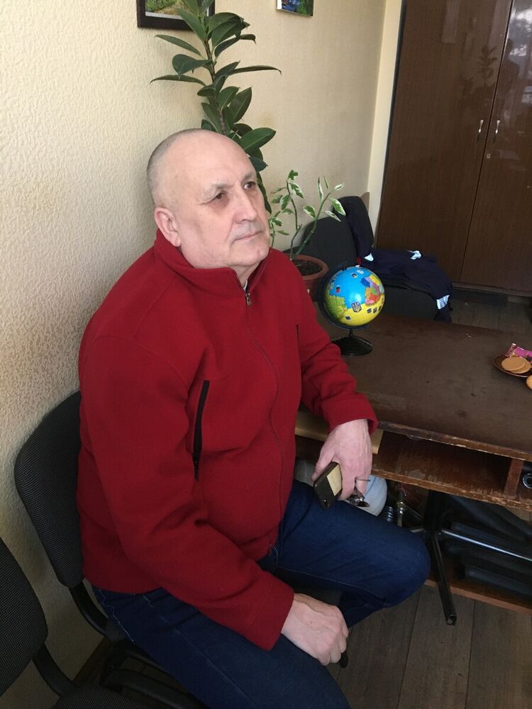  22341066  Anatoliy, 65 ,    