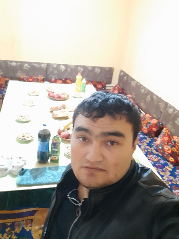  17982056  Bahrom, 35 ,    