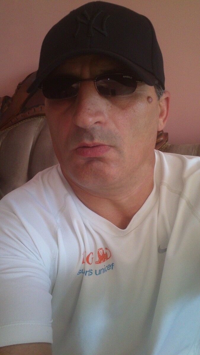  10189846  MAMUKA, 54 ,    