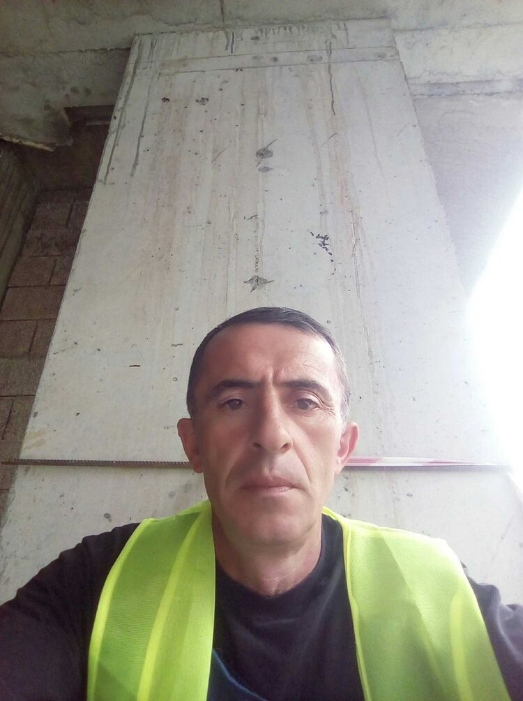  16510966  Djumber, 53 ,    