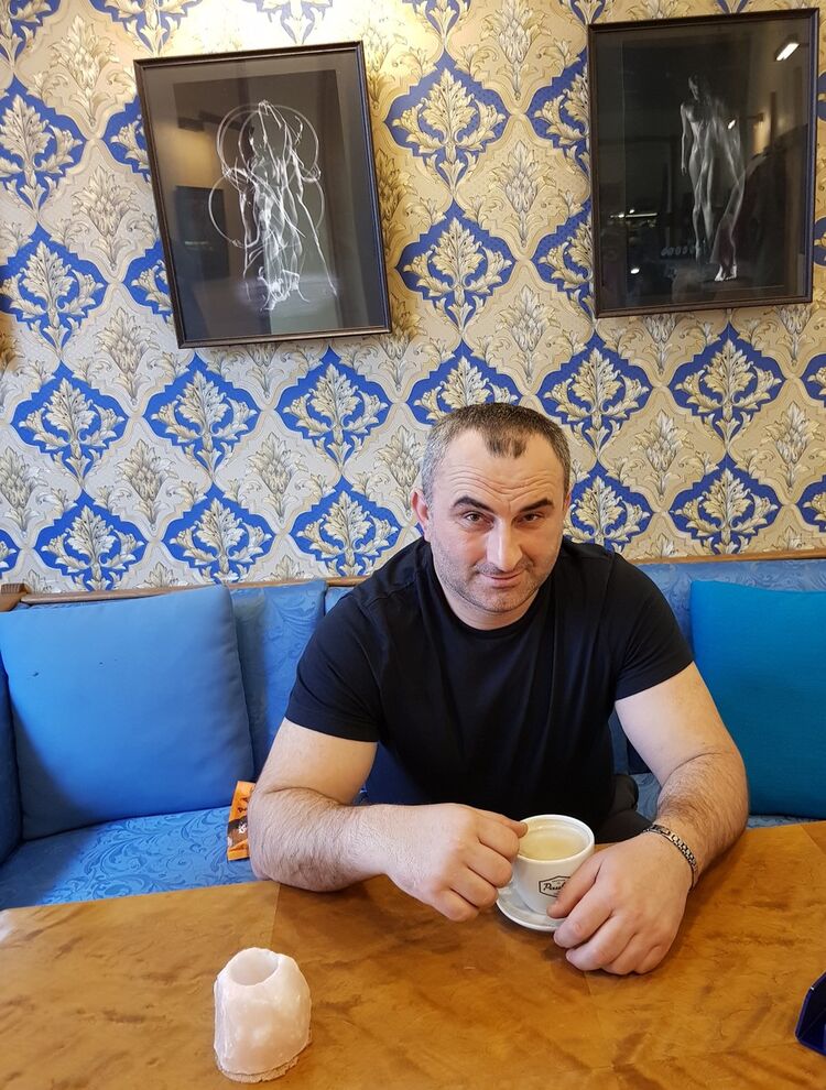  ,   GOGA, 46 ,   c 