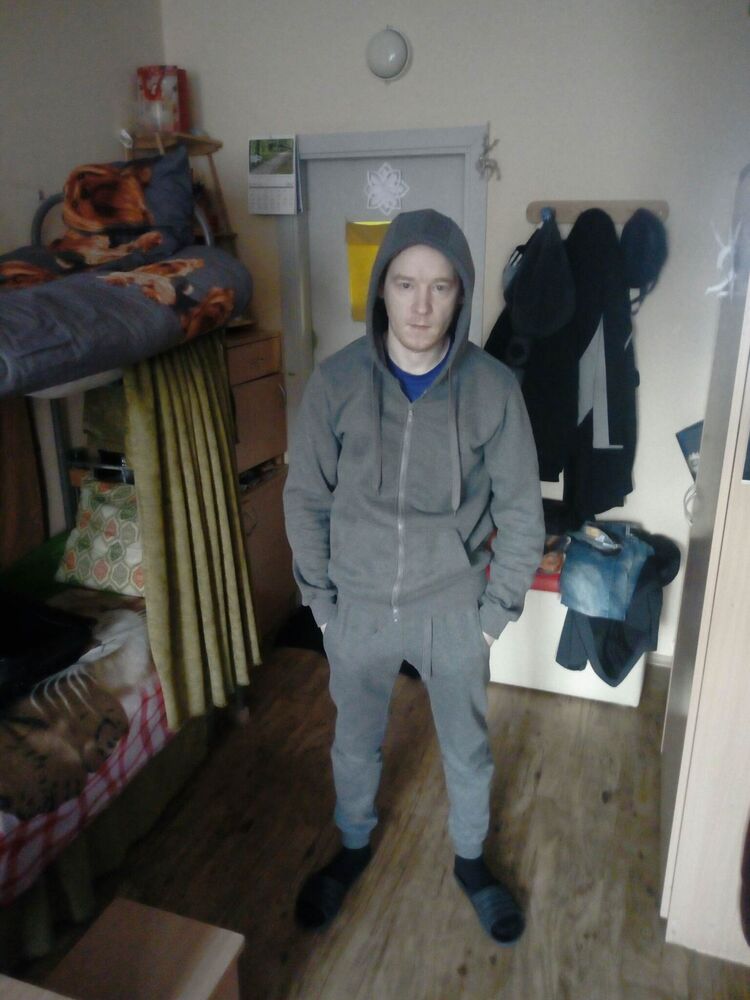  33847486  Aleksandr, 44 ,    