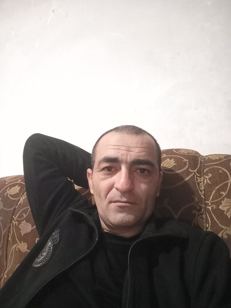  33303726  DAVIT, 44 ,    