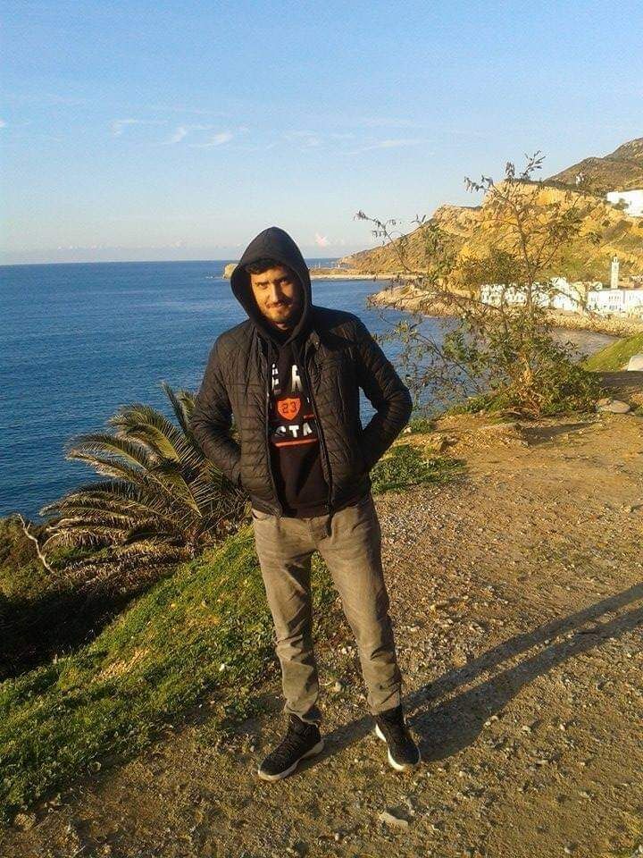  34558776  Moncef, 34 ,    