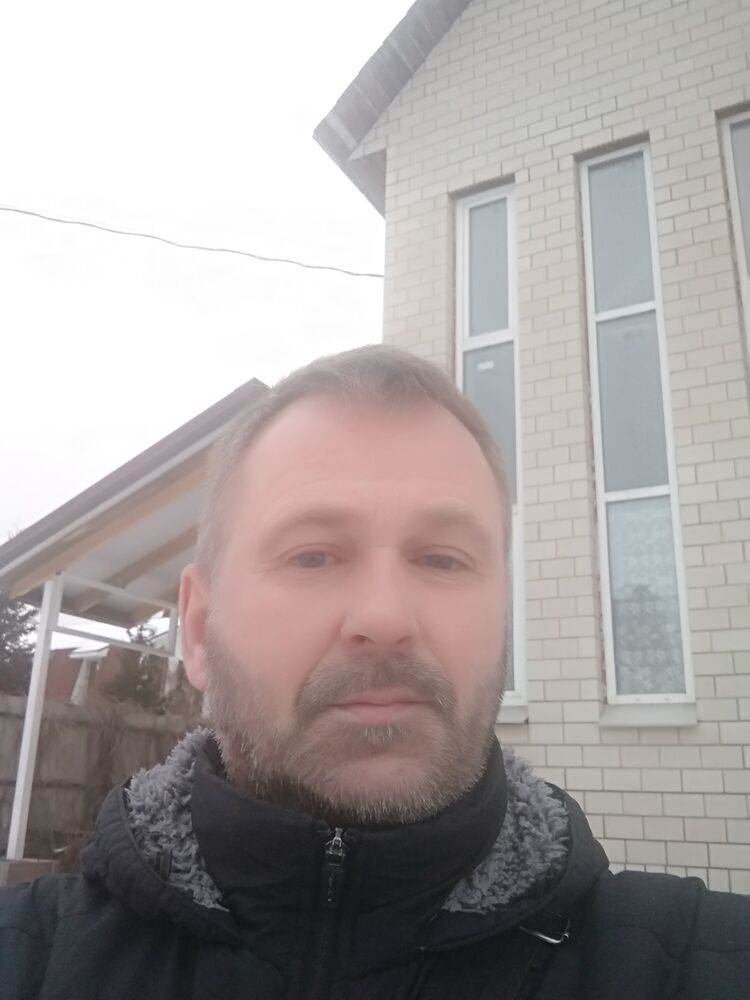  31907236  , 52 ,    