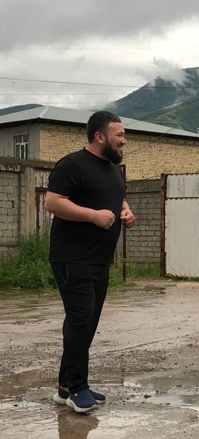  42973866  Oybek, 31 ,    
