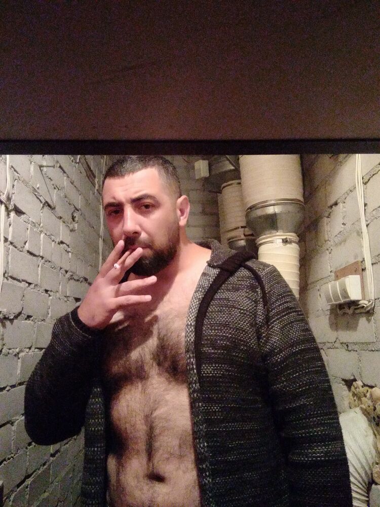  ,   Rufat, 38 ,   ,   