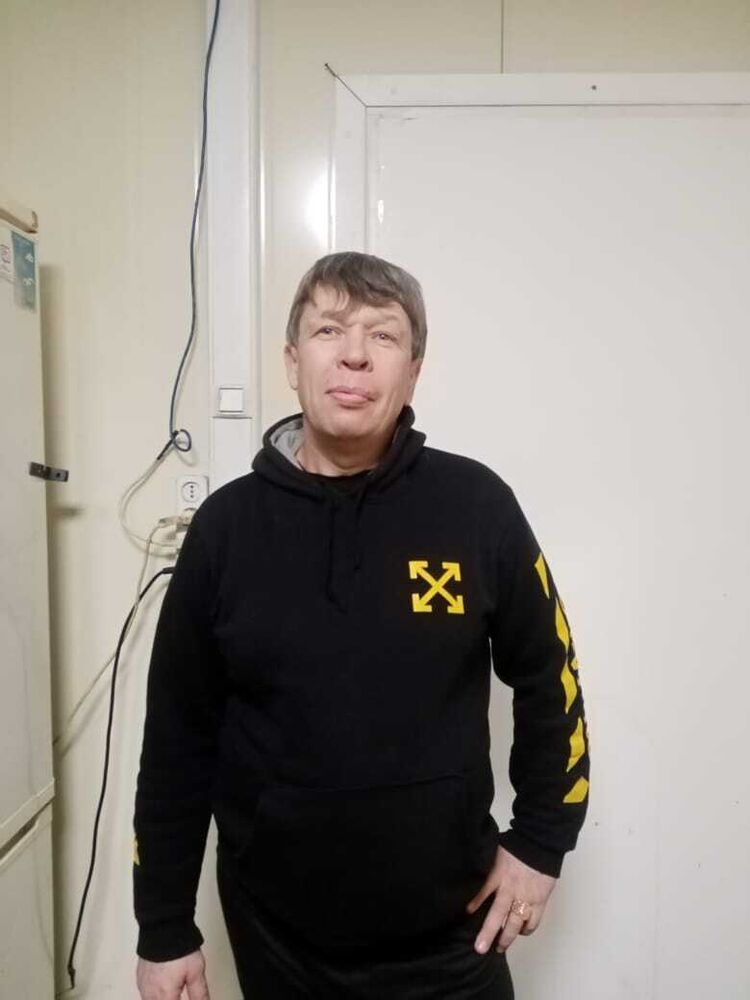  33704136  , 54 ,    