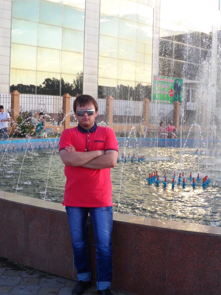  ,   Evgenii, 39 ,   ,   , c 