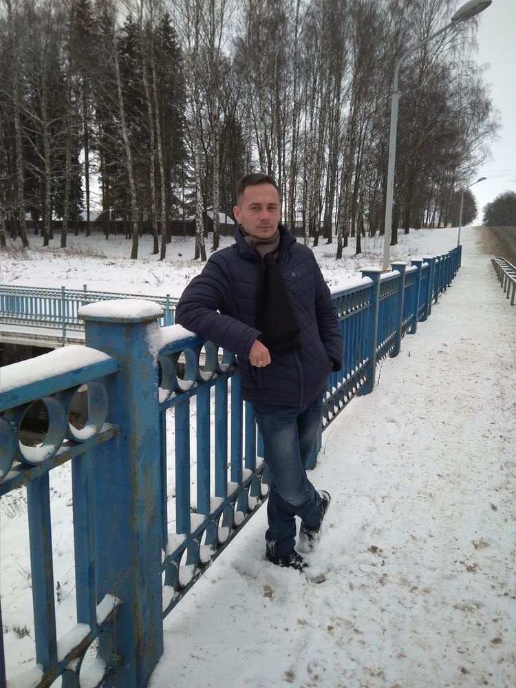  ,   Vladis, 31 ,   , 