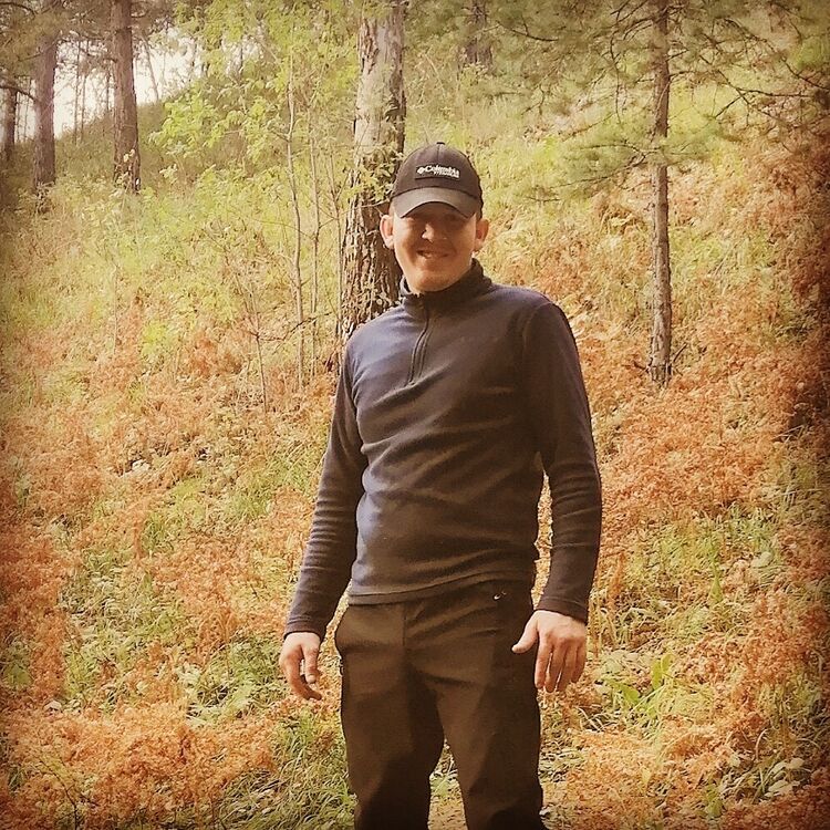  33627816  Ivan, 28 ,    