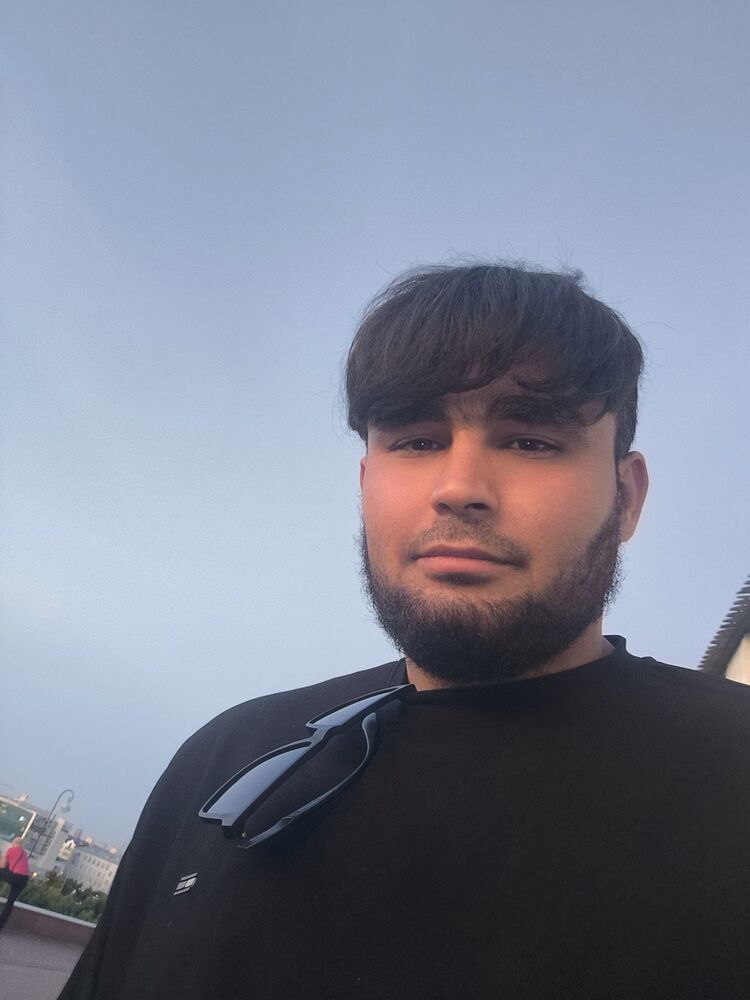  53550416  Roma, 26 ,    