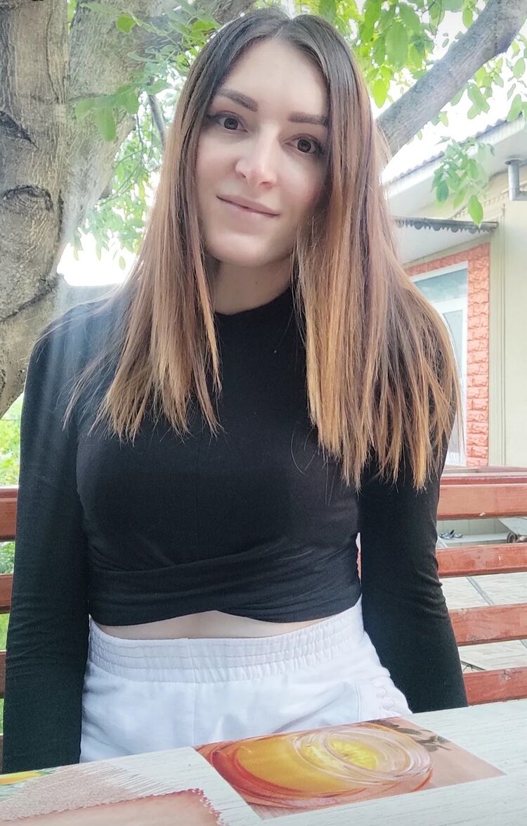  43563686  Mihaela, 30 ,    