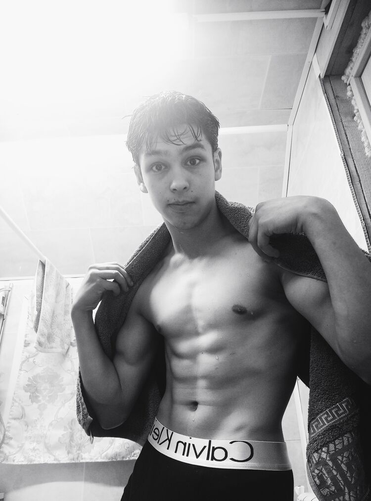  ,   Lion, 23 ,   ,   