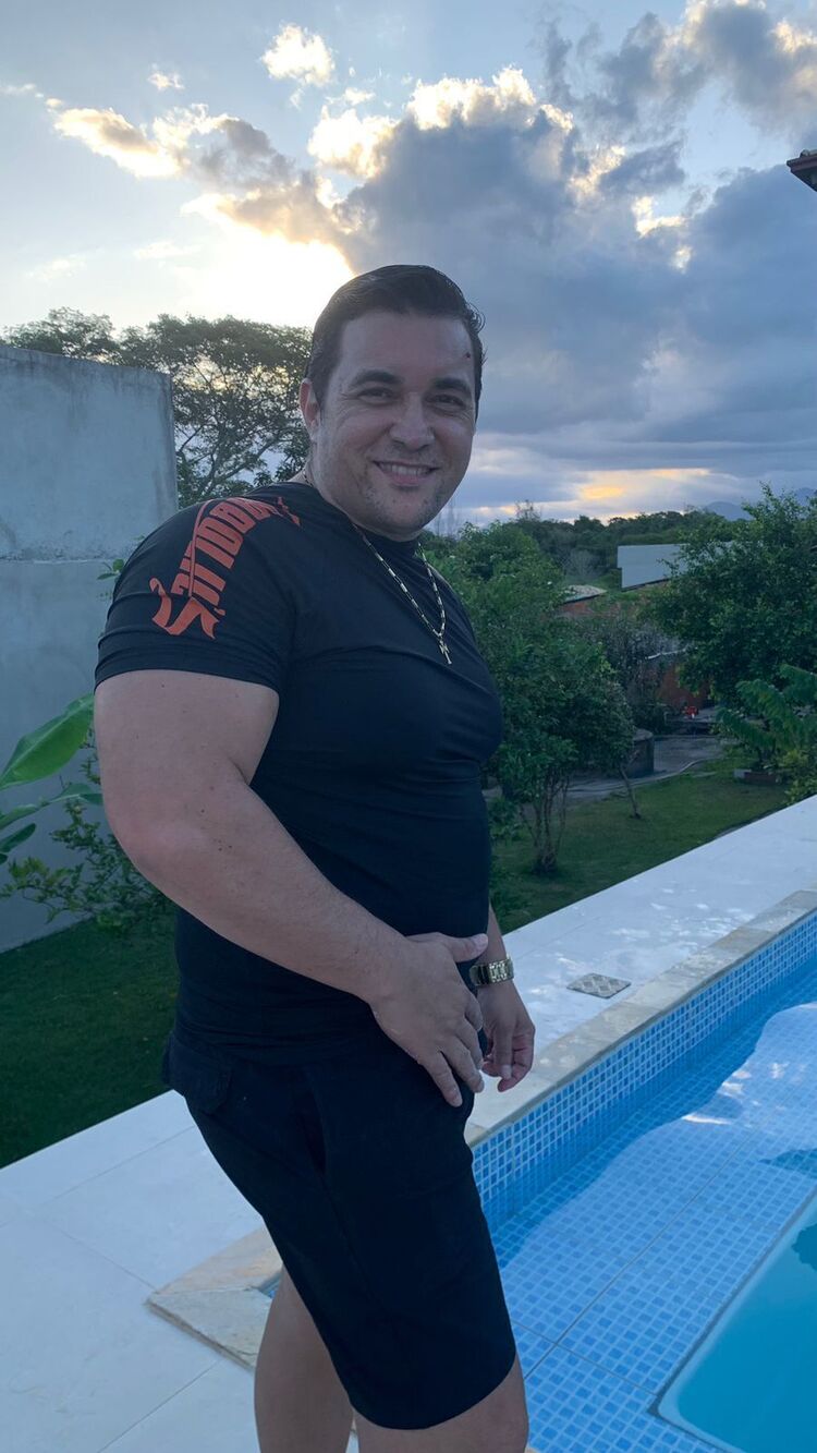  47215286  Alessandro, 45 ,    --