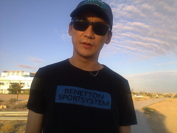  ,   Askar, 43 ,   