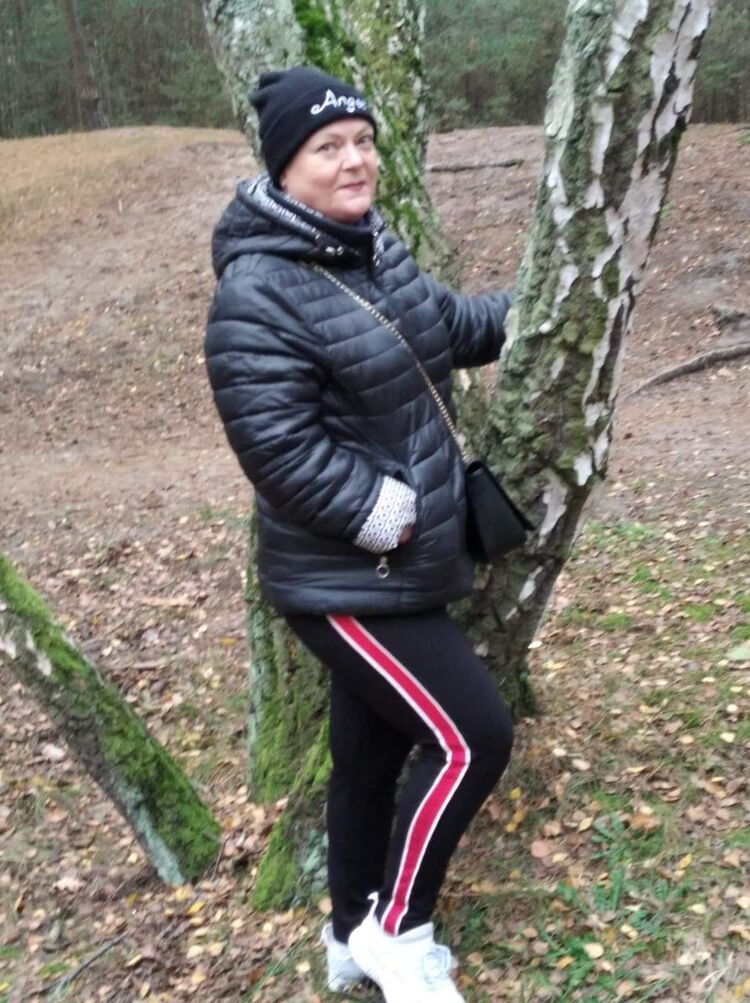  31993646  Nina, 65 ,    