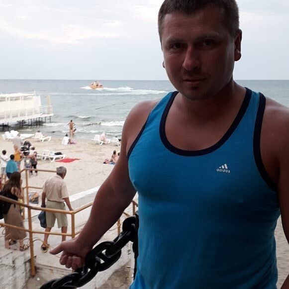  41167936  Andrey, 37 ,    