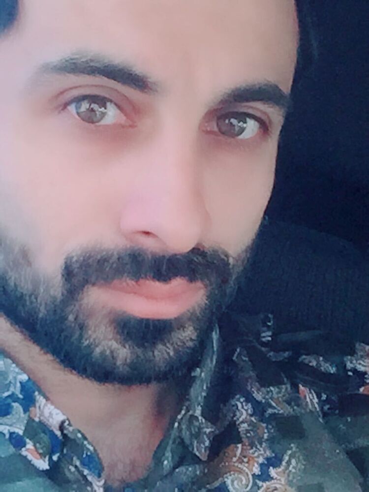  27027586  Edik, 33 ,    